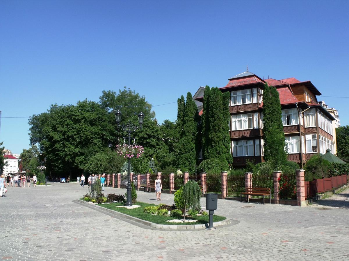 Сонячна Hotel Truskavets Exterior photo
